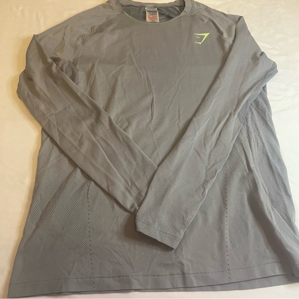 Gymshark Medium Gray Long Sleeve Mesh Training Shirt Athletic‎ Workout Top